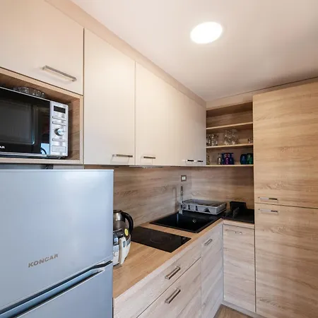 Kemp Mobile House Seashell